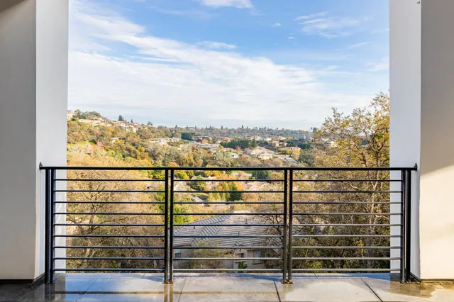 $1,800,000 | 635 Lakeridge Drive, Auburn, CA 95603