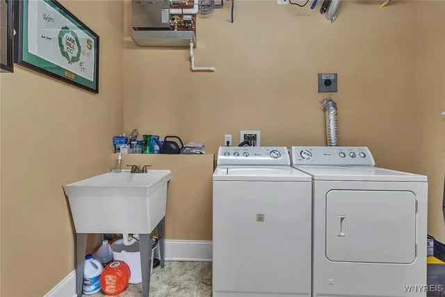 $2,885 | 132 Lakefront Boulevard, Unit 105, Buffalo, NY 14202