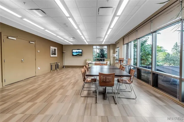 $2,885 | 132 Lakefront Boulevard, Unit 105, Buffalo, NY 14202