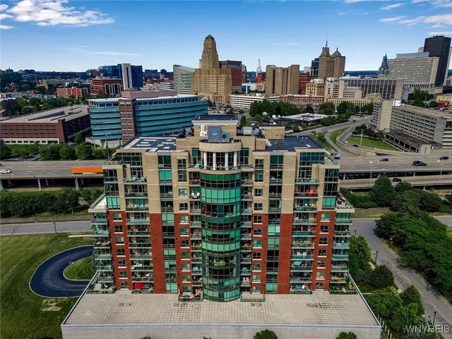 $2,885 | 132 Lakefront Boulevard, Unit 105, Buffalo, NY 14202