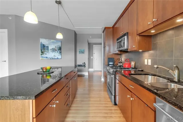 $2,885 | 132 Lakefront Boulevard, Unit 105, Buffalo, NY 14202