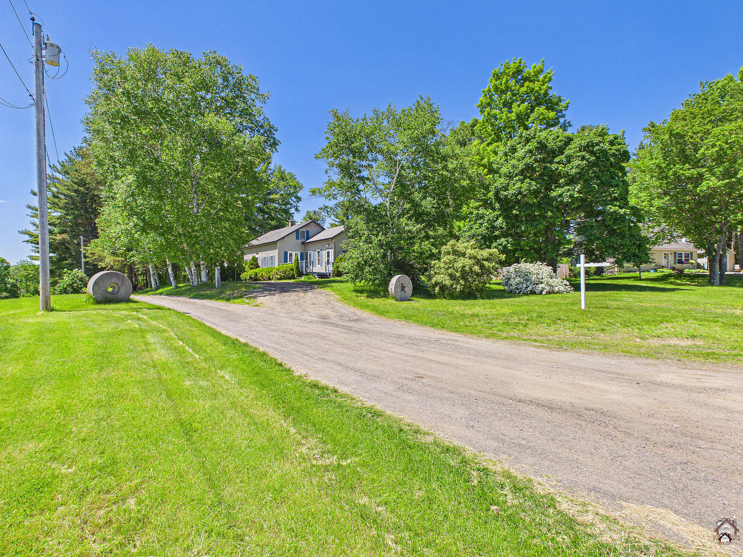 1 Janabye Lane Hallowell, ME 04347 - Photo 3 of 47 122-f7nwd7l-lp-101