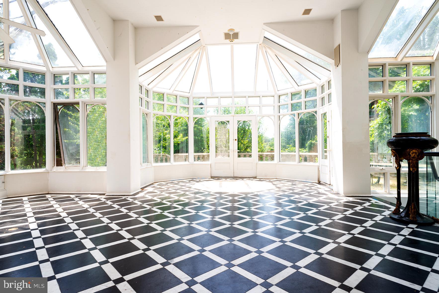 6121 Long Meadow Road McLean, VA 22101 - Photo 11 of 20