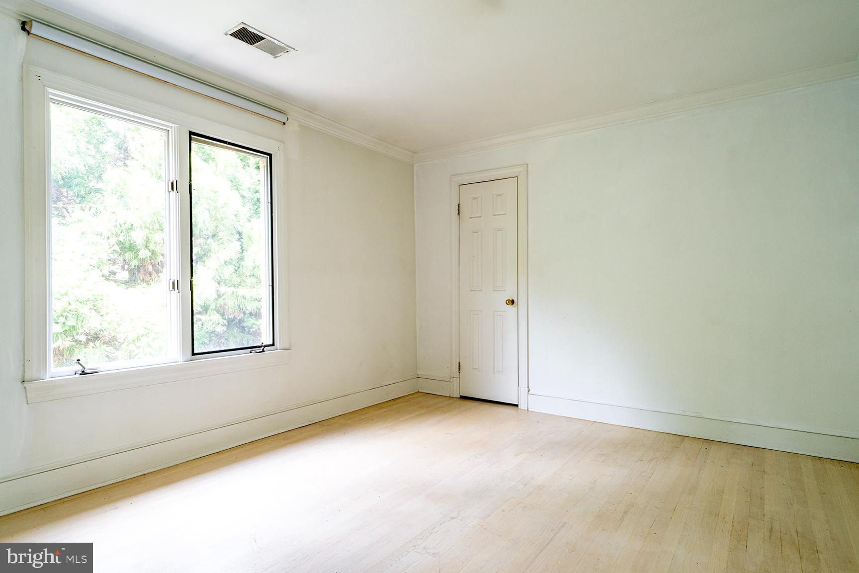 6121 Long Meadow Road McLean, VA 22101 - Photo 12 of 20