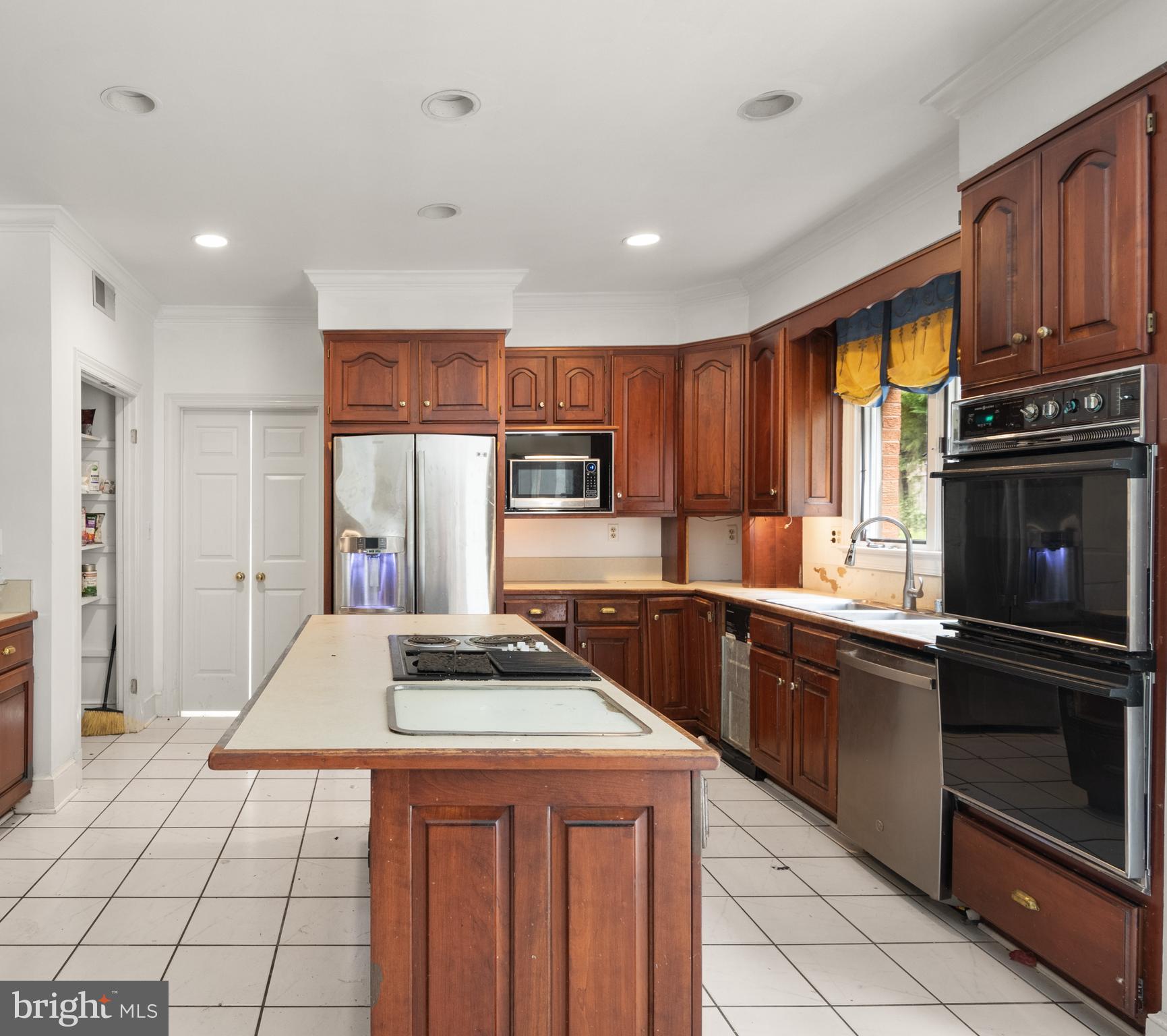 6121 Long Meadow Road McLean, VA 22101 - Photo 8 of 20