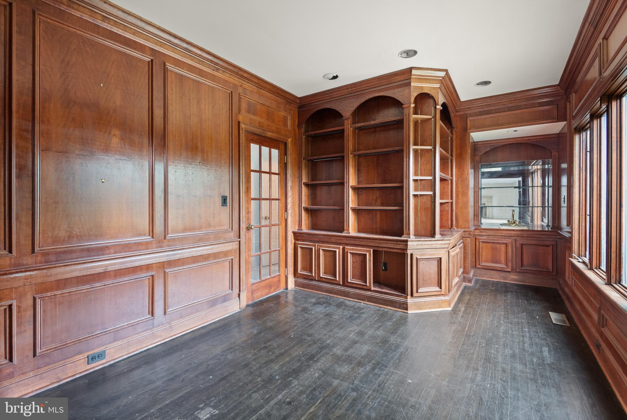 6121 Long Meadow Road McLean, VA 22101 - Photo 10 of 20