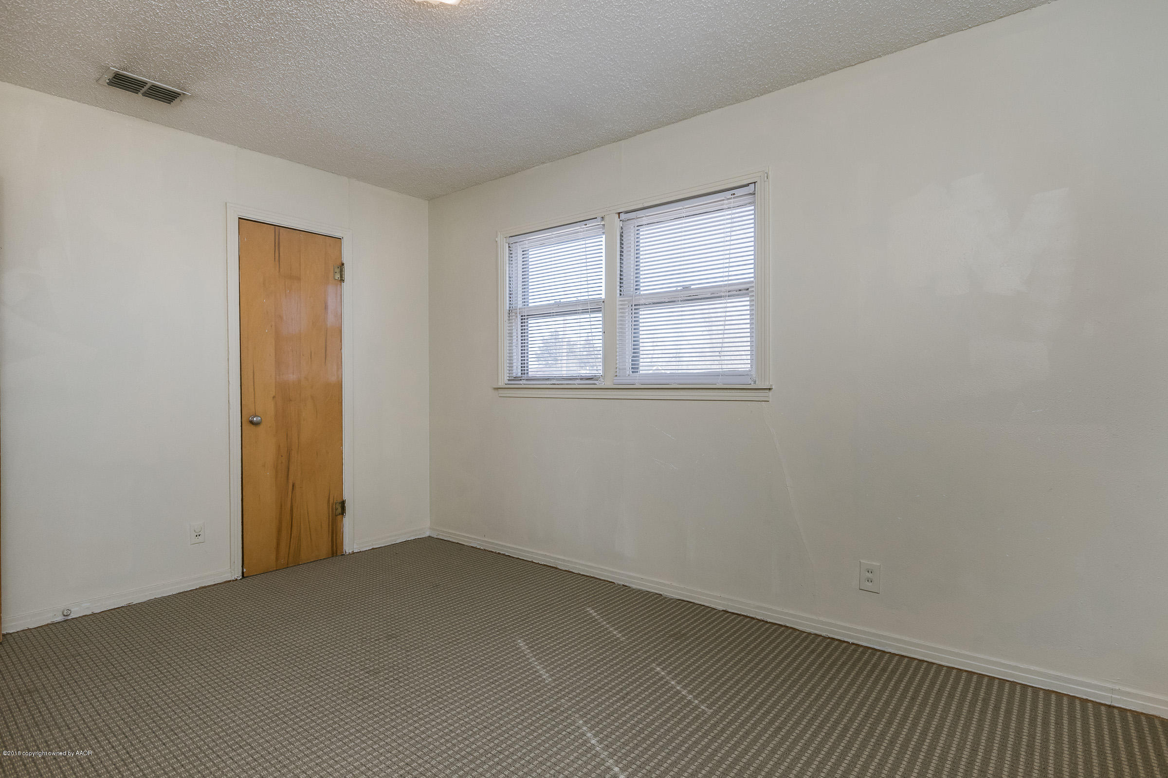 1703 North Spring Street Amarillo, TX 79107 - Photo 13 of 17 2nd Bedroom_