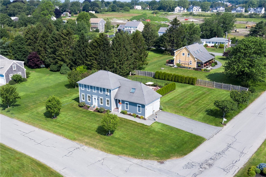 230 Spring Hill Road Portsmouth, RI 02871 - Photo 32 of 34 Gallery Image 32