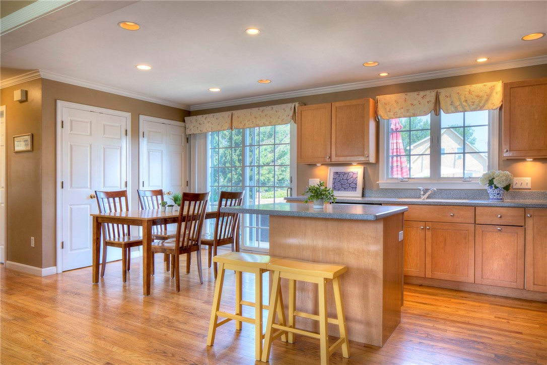 230 Spring Hill Road Portsmouth, RI 02871 - Photo 7 of 34 Gallery Image 7
