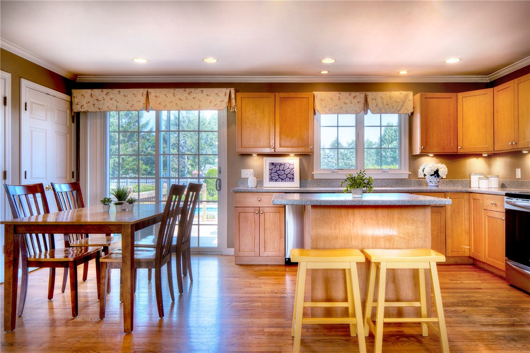 230 Spring Hill Road Portsmouth, RI 02871 - Photo 8 of 34 Gallery Image 8