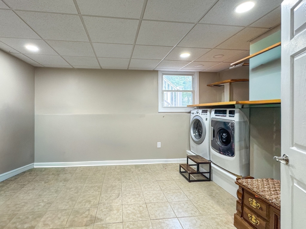 617 Marys Pond Road Rochester, MA 02770 - Photo 10 of 15 Gallery Image 10