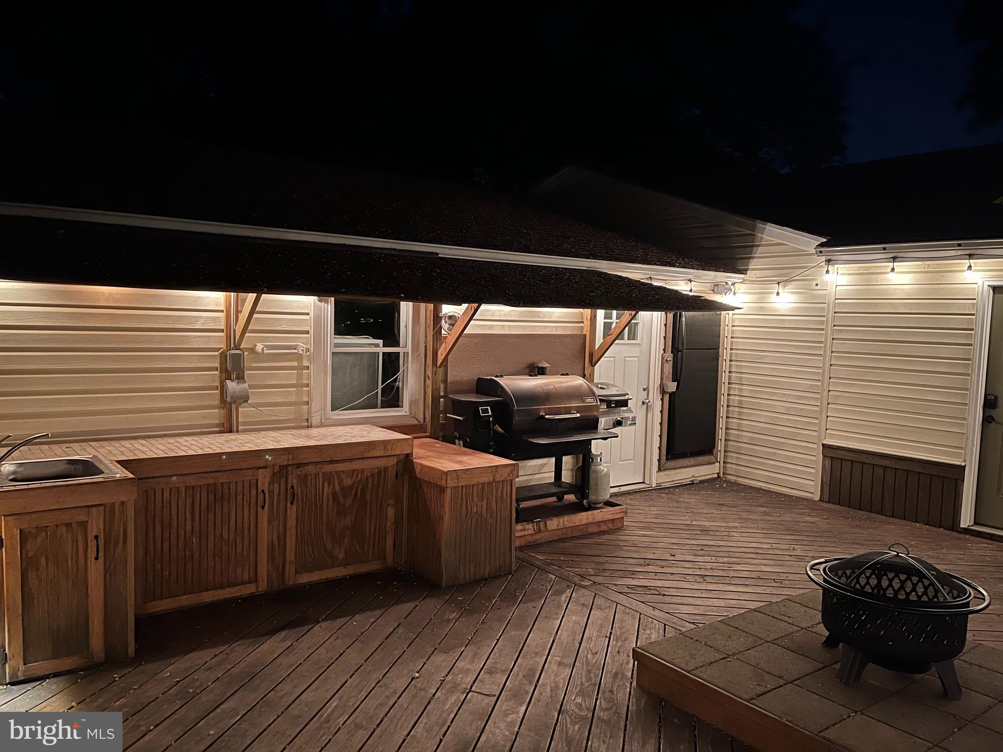 5917 Freds Oak Road Burke, VA 22015 - Photo 26 of 32 Fun space!