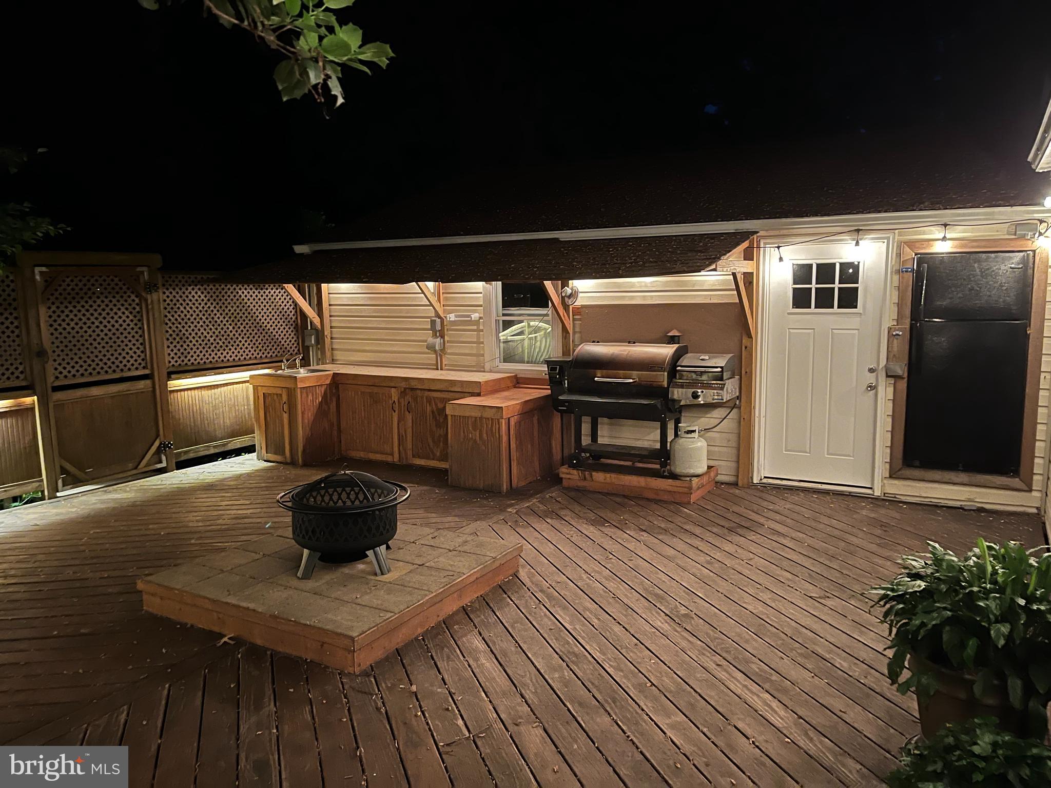 5917 Freds Oak Road Burke, VA 22015 - Photo 27 of 32 Soothing!