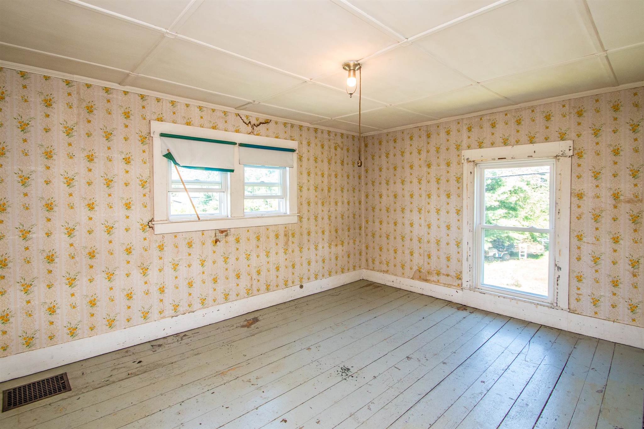 9 Garland Road Lancaster, NH 03584 - Photo 18 of 28