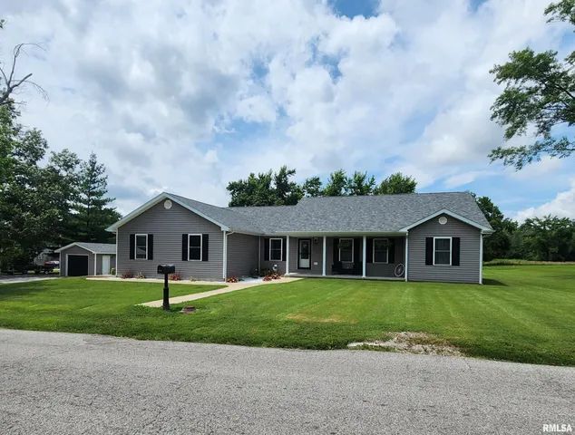 $273,000 | 1009 Trolley Road, Eldorado, IL 62930