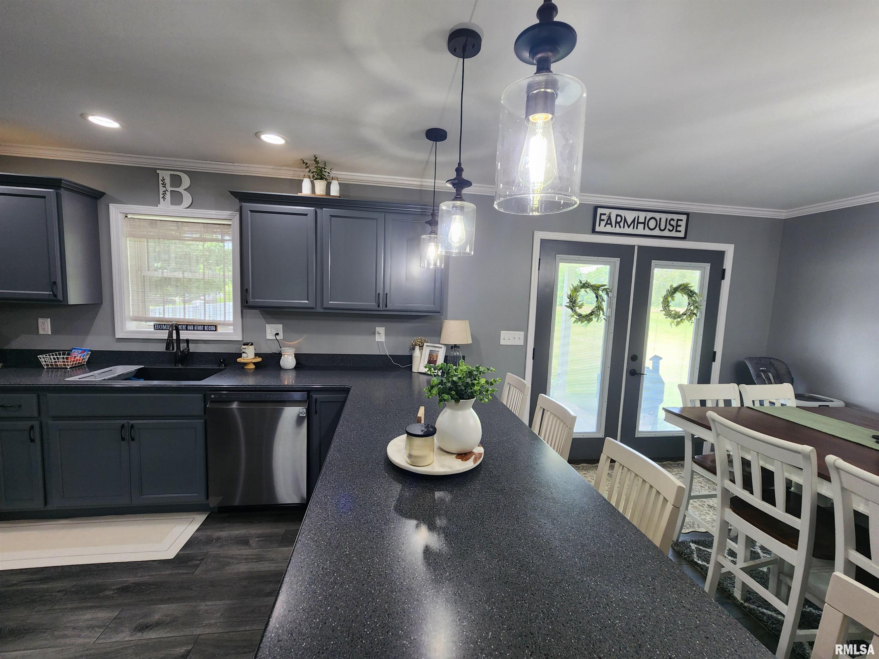 1009 Trolley Road Eldorado, IL 62930 - Photo 22 of 40