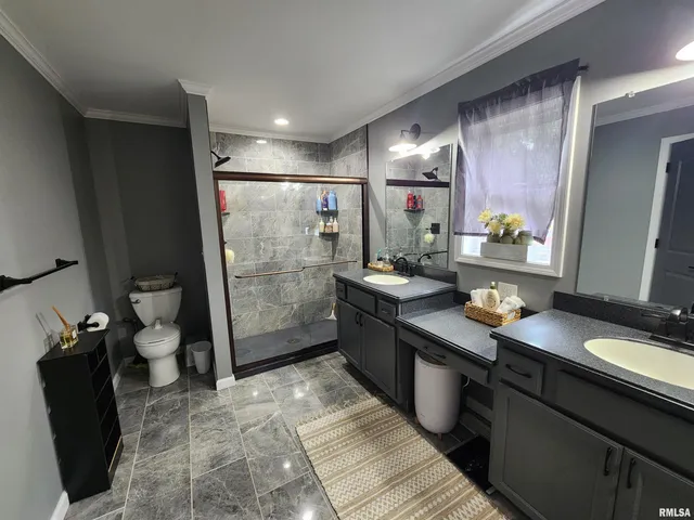 $273,000 | 1009 Trolley Road, Eldorado, IL 62930