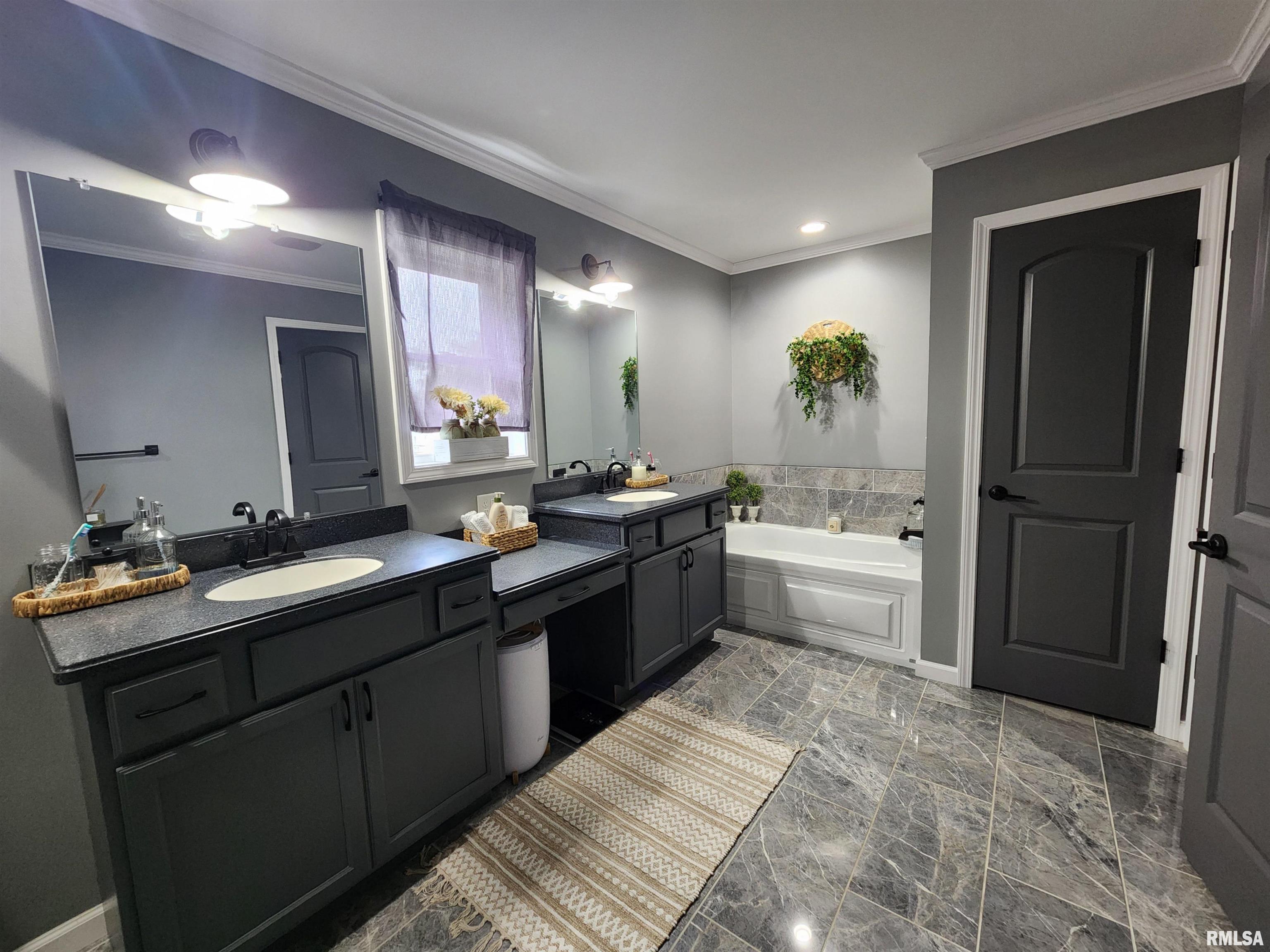 1009 Trolley Road Eldorado, IL 62930 - Photo 29 of 40