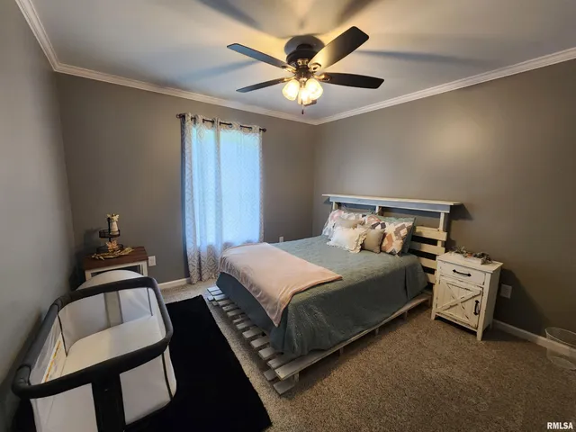 $273,000 | 1009 Trolley Road, Eldorado, IL 62930