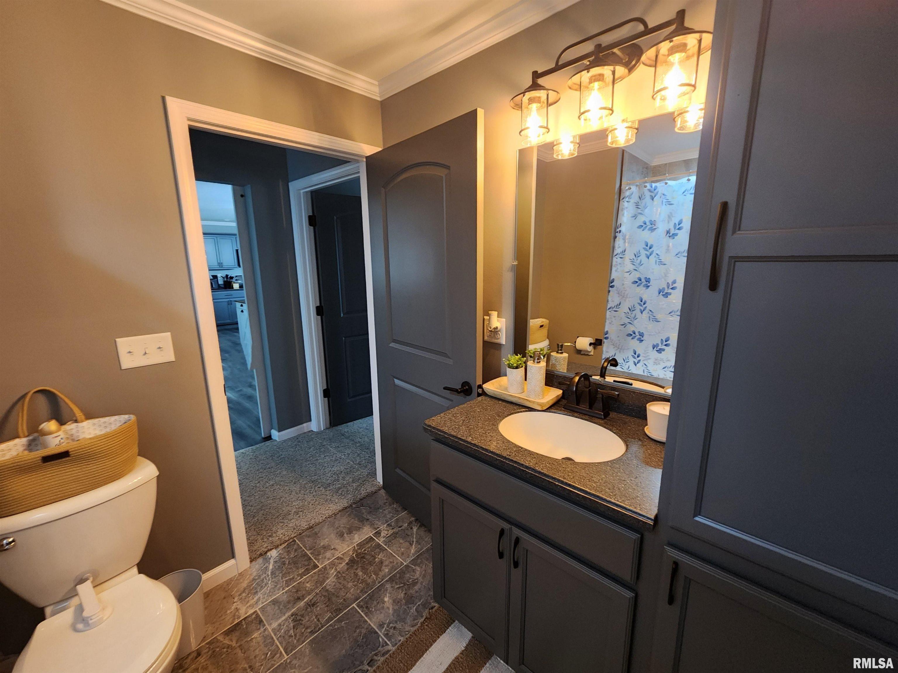 1009 Trolley Road Eldorado, IL 62930 - Photo 37 of 40