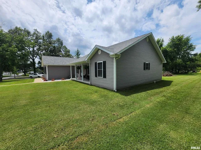 $273,000 | 1009 Trolley Road, Eldorado, IL 62930