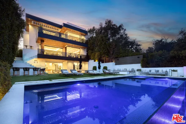 $11,950,000 | 800 North Tigertail Road, Los Angeles, CA 90049