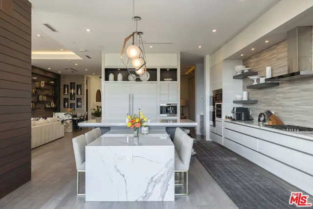 $11,950,000 | 800 North Tigertail Road, Los Angeles, CA 90049