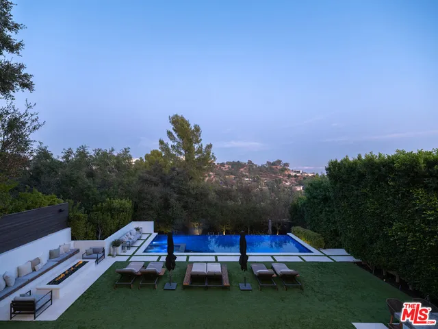 $11,950,000 | 800 North Tigertail Road, Los Angeles, CA 90049