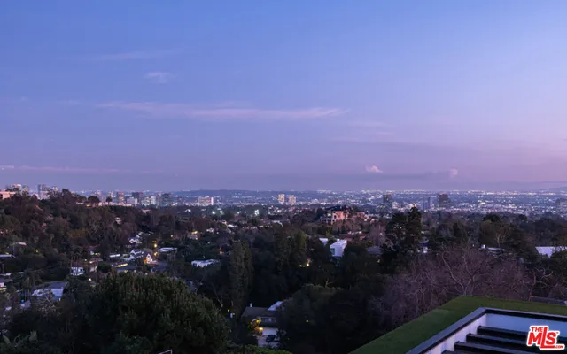 $11,950,000 | 800 North Tigertail Road, Los Angeles, CA 90049