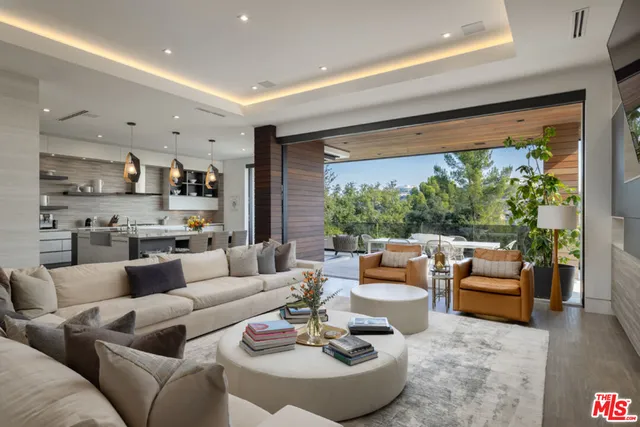 $11,950,000 | 800 North Tigertail Road, Los Angeles, CA 90049