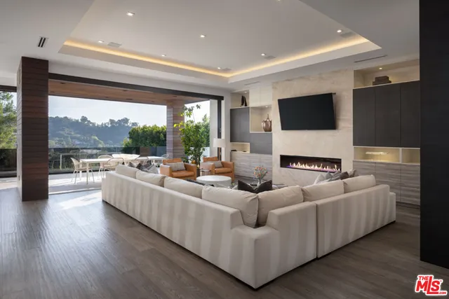 $11,950,000 | 800 North Tigertail Road, Los Angeles, CA 90049