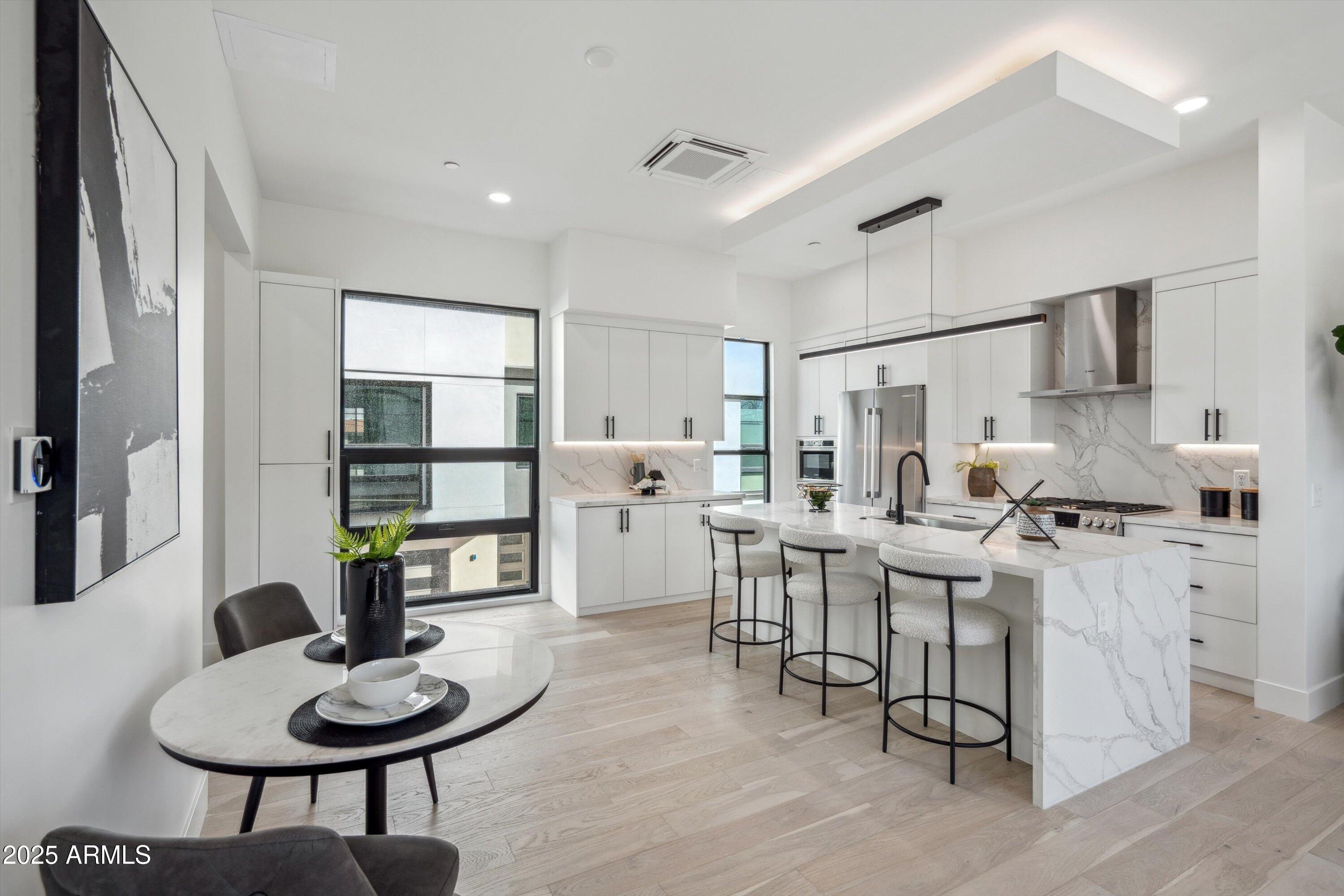 04-Kitchen