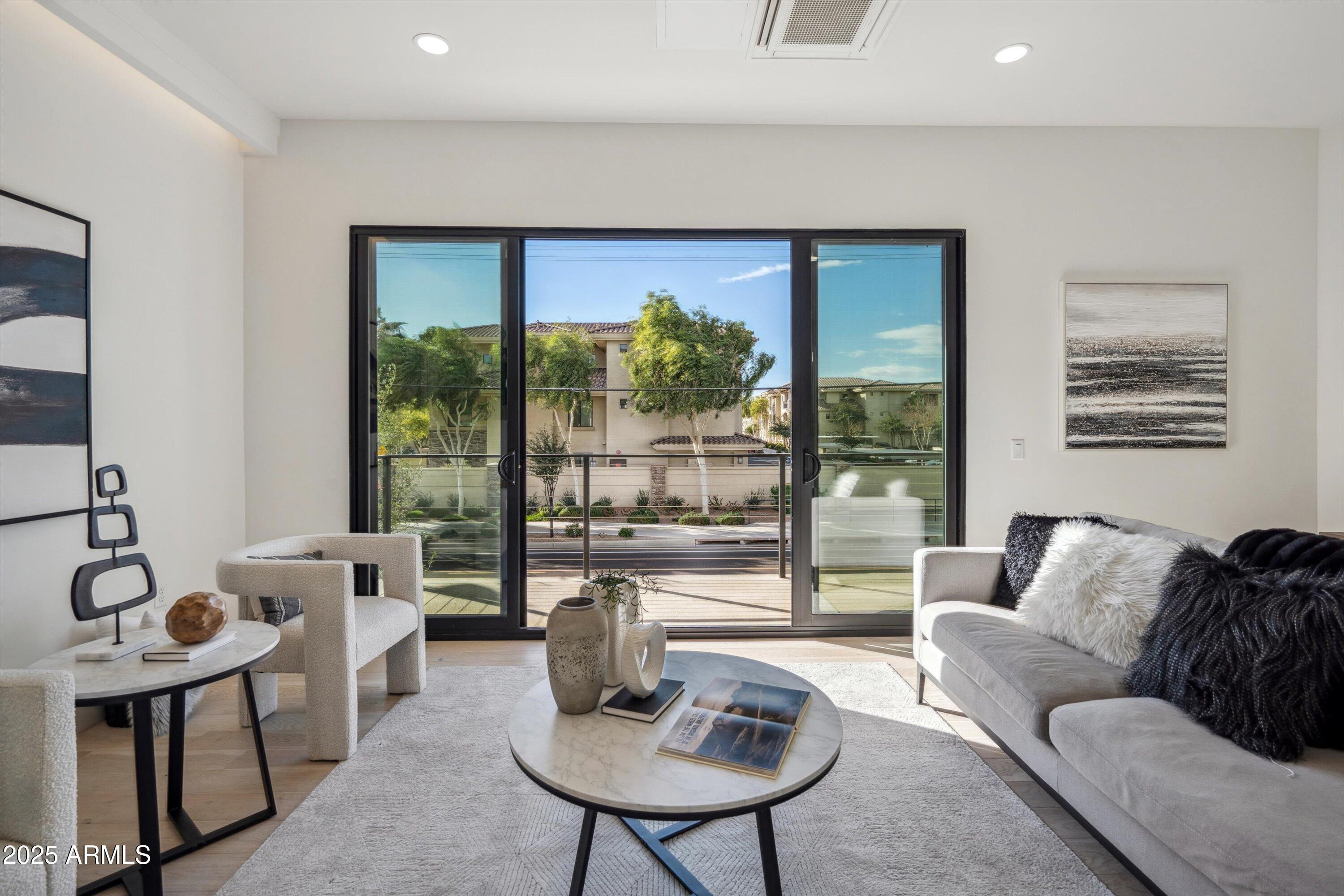 1501 North Miller Road, Unit 1009 Scottsdale, AZ 85257 - Photo 13 of 46 10-Living Room