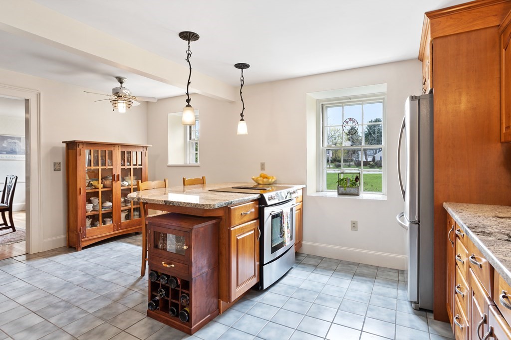 46 Dalton Road Chelmsford, MA 01824 - Photo 23 of 42 Gallery Image 23