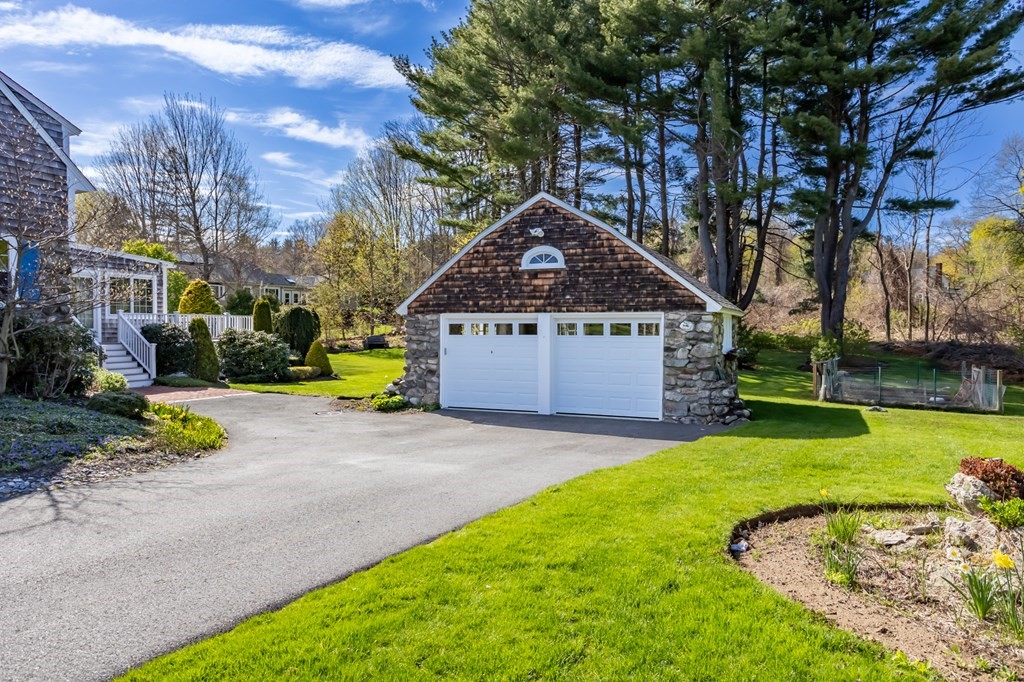 46 Dalton Road Chelmsford, MA 01824 - Photo 6 of 42 Gallery Image 6
