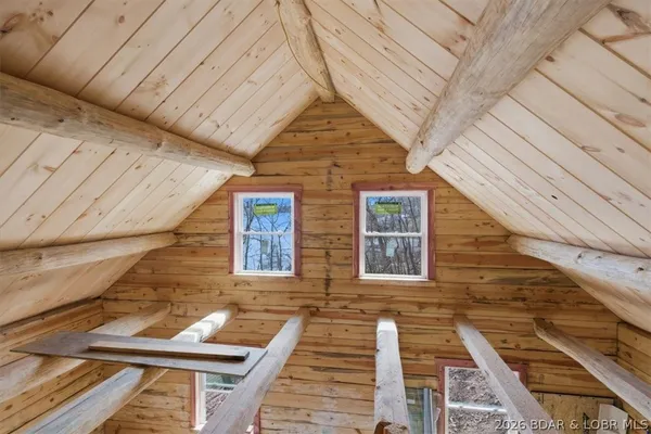 $325,000 | 2809 Pine Cove Road, Edwards, MO 65326