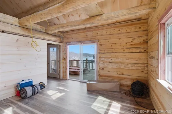 $325,000 | 2809 Pine Cove Road, Edwards, MO 65326