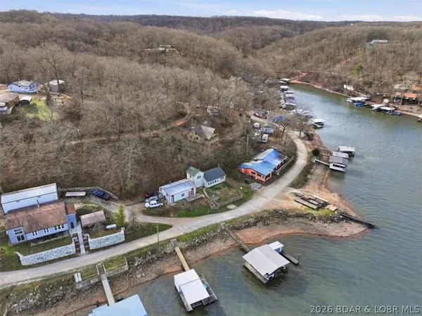 $325,000 | 2809 Pine Cove Road, Edwards, MO 65326