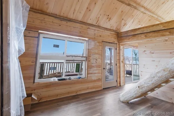 $325,000 | 2809 Pine Cove Road, Edwards, MO 65326