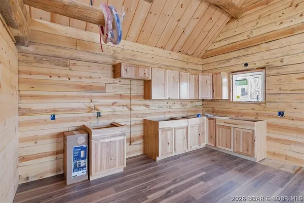 $325,000 | 2809 Pine Cove Road, Edwards, MO 65326