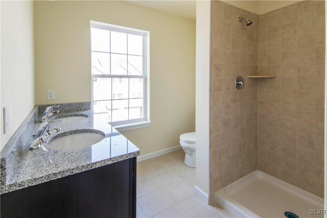 2284 Rising Hill Road Whitehall, PA 18052 - Photo 9 of 11 Gallery Image 9