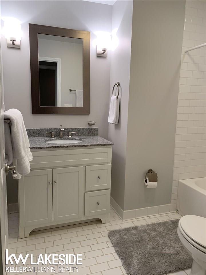 275 Lothrop Road Grosse Pointe, MI 48236 - Photo 28 of 30 50064150-27.JPG