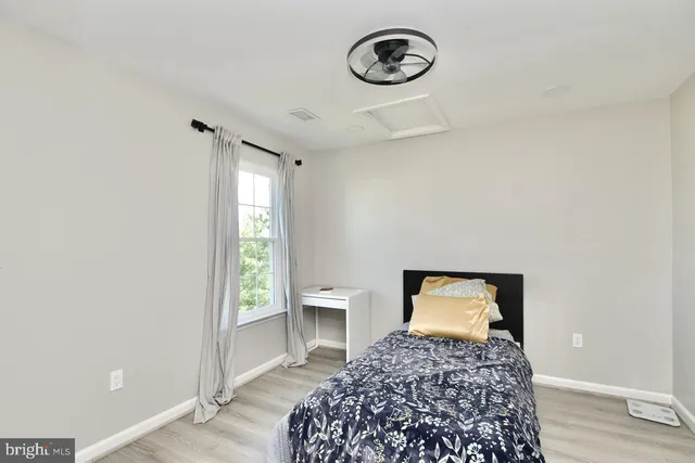 $2,400 | 22908 Regent Terrace, Sterling, VA 20166