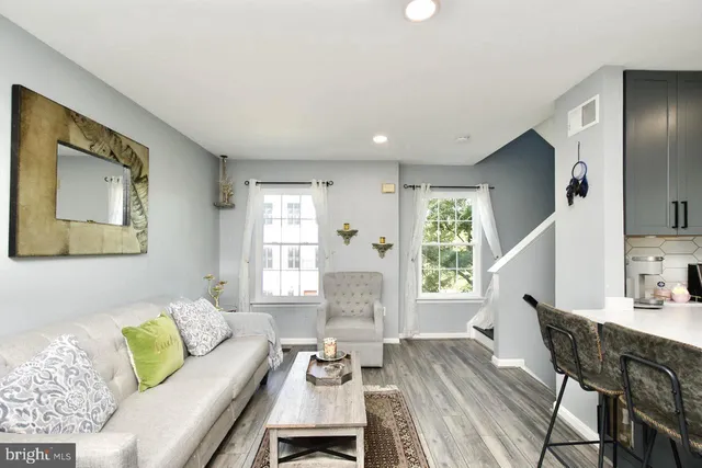 $2,400 | 22908 Regent Terrace, Sterling, VA 20166