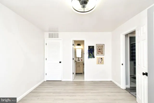 $2,400 | 22908 Regent Terrace, Sterling, VA 20166