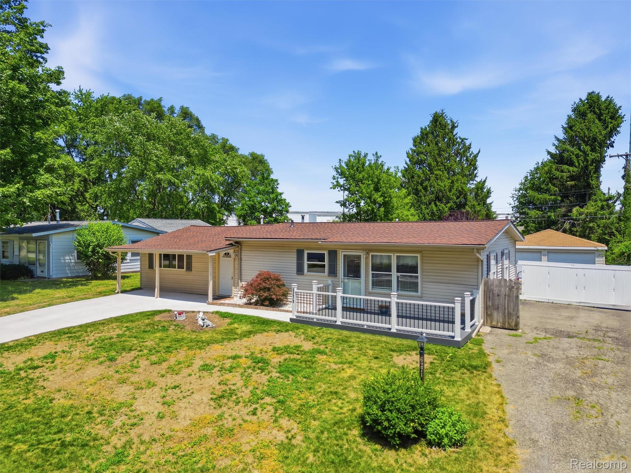 6271 Stephen Brighton, MI 48116 - Photo 28 of 28 04-DJI_0014.jpg