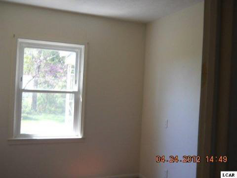1133 East Carleton Road Adrian, MI 49221 - Photo 9 of 12 20090676-8.JPG