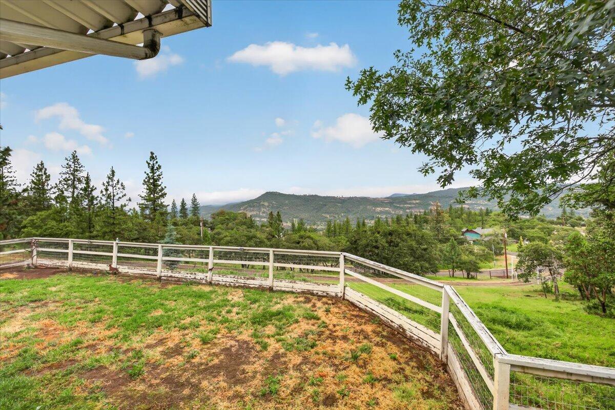 483 Wren Ridge Drive Eagle Point, OR 97524 - Photo 34 of 34 24-24