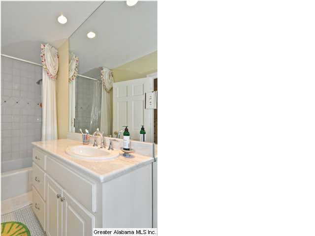 4013 Winston Way Birmingham, AL 35213 - Photo 23 of 31
