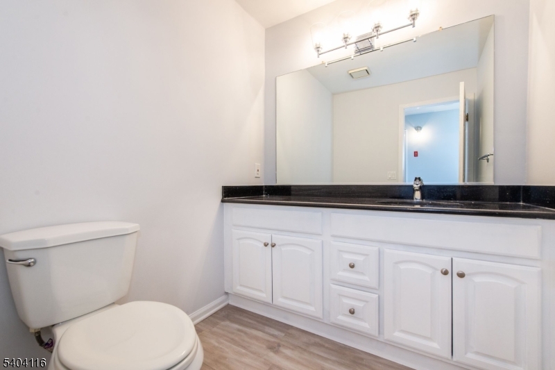 173 Castle Ridge Drive East Hanover, NJ 07936 - Photo 11 of 27